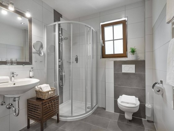 Badezimmer Einzelzimmer Grießenkar + Familienzimmer Edelweiß
